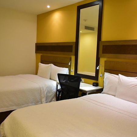 Hampton Inn By Hilton Ciudad Del Carmen Exteriér fotografie